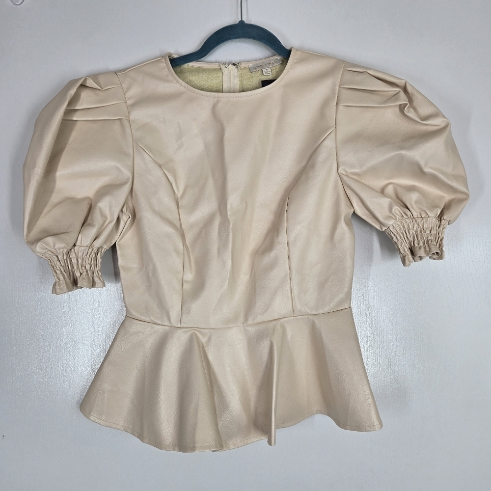 Flying Tomato‎ Mollie Cream Faux Leather Round Neck Peplum Top Size Small NWT